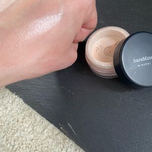 bareMinerals Illuminating Mineral Veil
